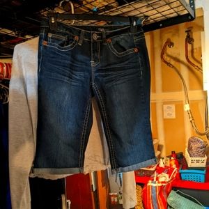 YMI Dark Wash Denim Capri's